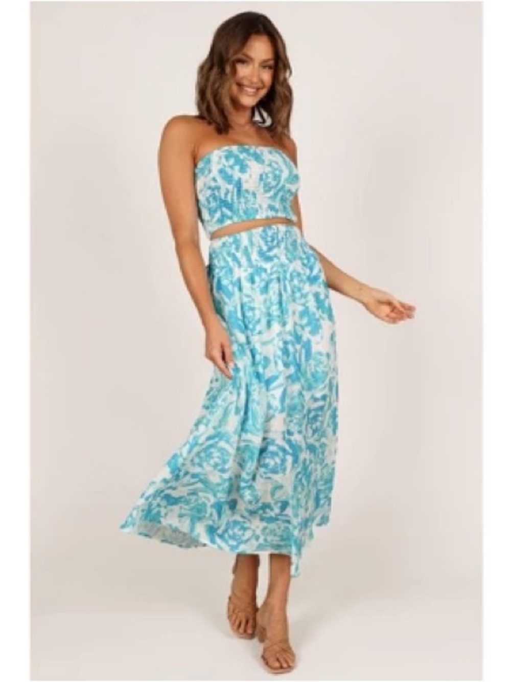 Petal & Pup Ada Two Piece Floral Maxi Skirt Set in Turquoise Blue Size Medium - Picture 5 of 5